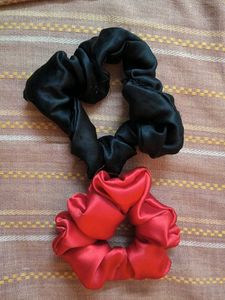 Set of 2 Satin Scrunchies - Black & Red
