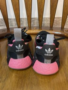 Addidas original shoes for girls