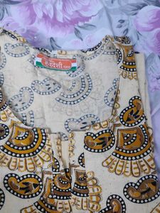 Sale! 100 Rs Off Combo Of 4pcs Clothes