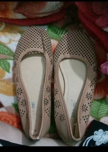 Women Flats Bellie