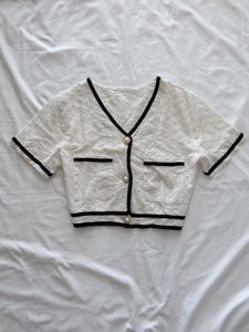 ✨SALE✨Chic White Broderie Anglaise Top