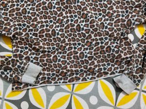 Leopard Print Cropped Hoodie