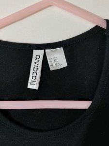 H&amp;M crop fitted top
