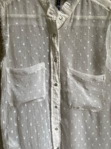 Chic White Sleeveless Textured Top