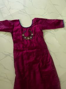 Beautiful Magenta Embroidered Kurta