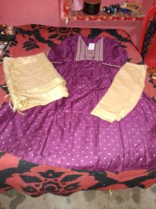 embroidery mirror stylish naira cutkurti set