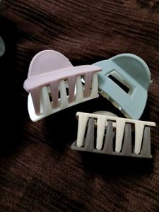 Dual Shade Hair Clips Pack Of 6 🥳