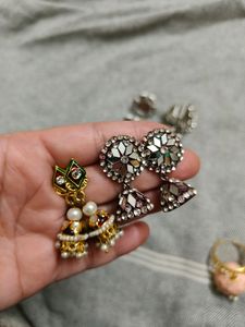 8 Earrings/Jhumke Just 499/-