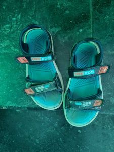 Kids' Sandals