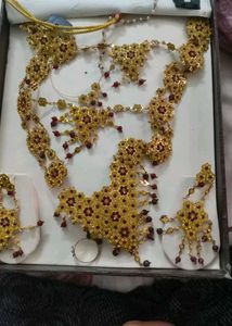 Stunning Gold Tone Bridal Jewellery Set pakistani