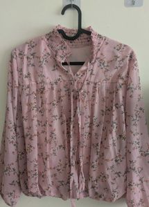 Chic Pink Floral Print Blouse