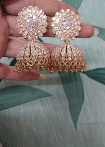 Elegant Rose gold jhumka earings