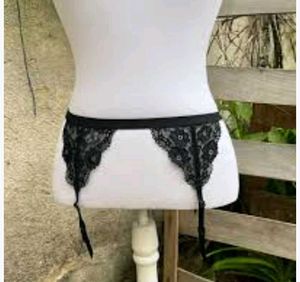 Elegant Black Lace Garter Belt