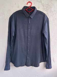 Men's Printed Button-Down Shirt