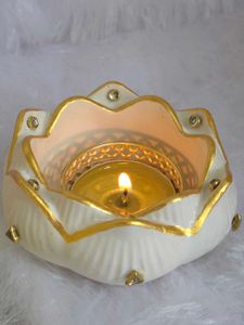 Elegant Lotus Design Candle Holders Set of 2