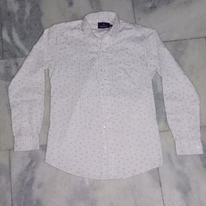 Men's Small Print Button-Up Shirt