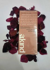 Akind Hydrating Cleanser