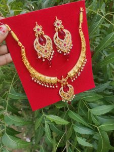 Stunning Red Stone Gold Plated Necklace Set