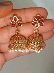 Beautiful Gold Tone Jhumka Earrings