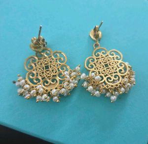 Freshwater pearl chandbalis with 22kt gold coating