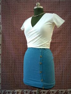 wrape white top