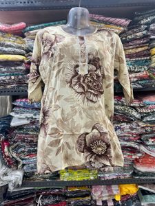 Elegant Floral Print Short Kurti