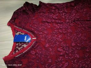 Elegant Lace Midi Dress