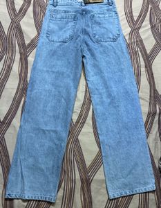 Light Wash Blue Straight leg Jeans