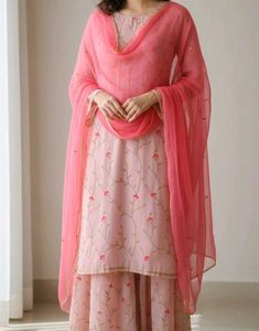 Elegant Pink Embroidered Kurta Set