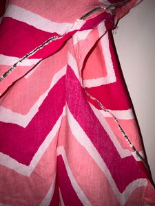 Pink kaftan
