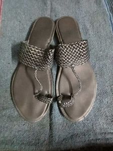 Stylish Chain Strap Flat Sandals