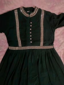 Elegant Green Embroidered Ethnic Gown
