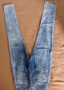Light Wash Denim Jeans