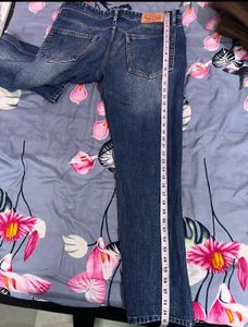 Levi's Denim Jeans - Classic Style