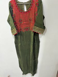 Elegant Green &amp; Red Kameez Dupata