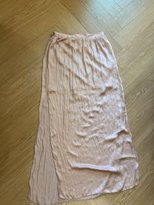 long skirt