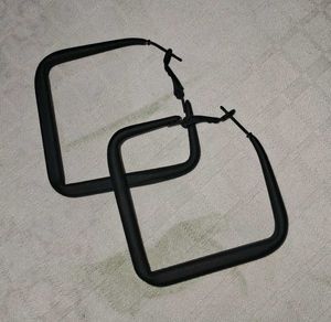 Black Square &amp; Round Hoop Earrings Set