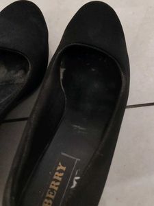 Classic Black Heels | By Berry