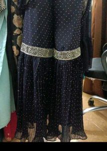 Elegant Black Kurta Set with Intricate Embellishme