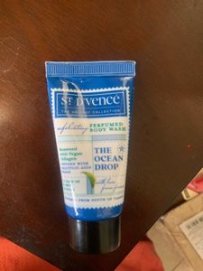 St. D'Vence Holiday Perfumed Body Wash Set