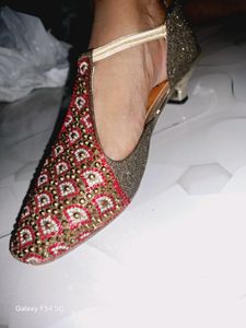 Gold And Red Colors Bellies