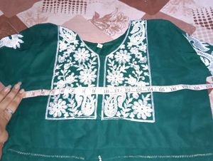 Elegant Green Embroidered Kurta