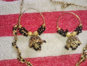 Gold &amp; Black Beaded Jewelry Set