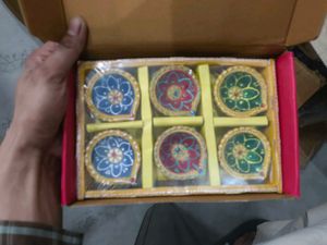 Decorative Diya Set for Festive Ambiance