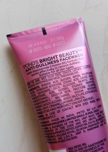 Pond's Bright Beauty Face Wash