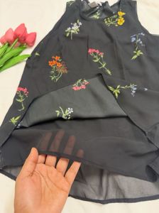 Black Floral Sleeveless Top