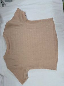 Max Urban Textured Crinkle Crop Top