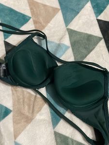 H&amp;M Emerald Green Textured Bikini Set