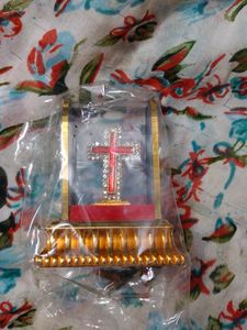 Cross Showpiece