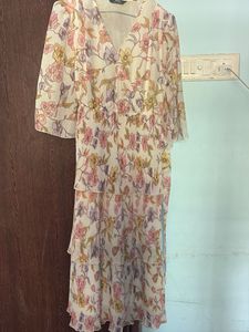Elegant Floral Tiered Midi Dress